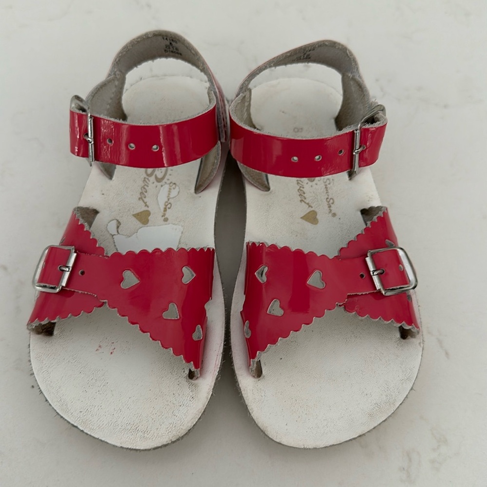 Girls size 8 Sun-San sandals